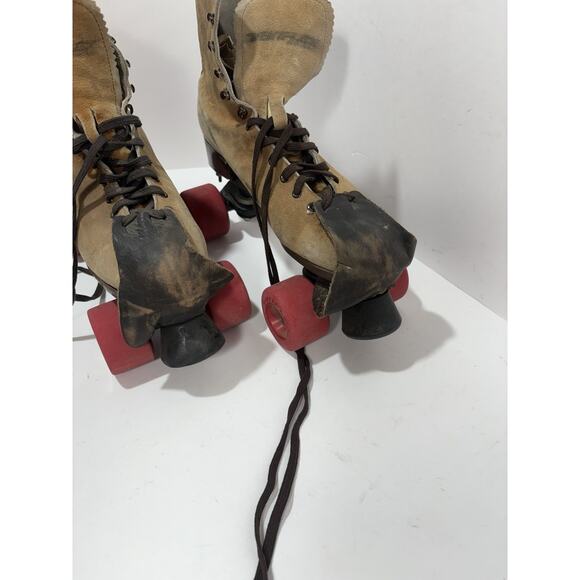 Vintage Variflex Brown Leather Suede Roller Skates Size 10 D 4 Wheels - Picture 3 of 14